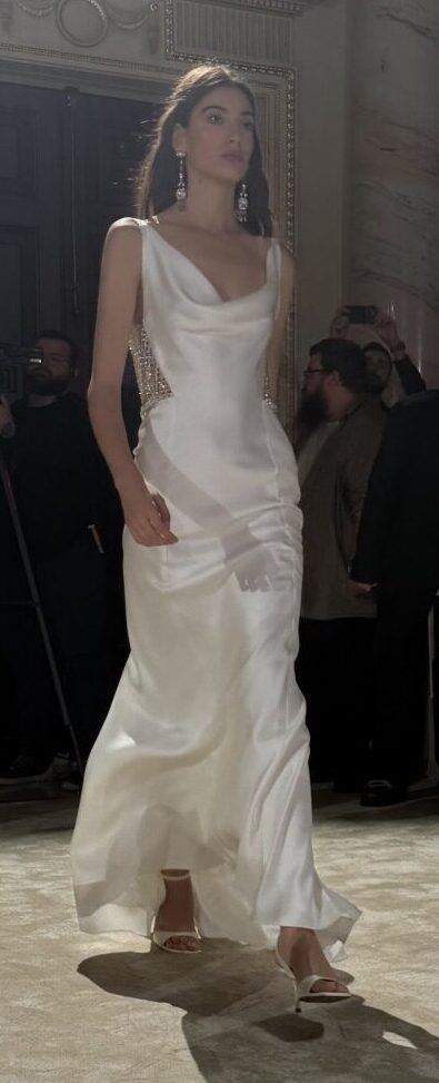 rhea costa mercedes benz bucharest fashion week ss 26