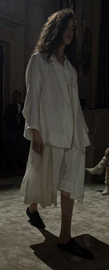 carmen secareanu mercedes-benz bucharest fashion week ss 26 