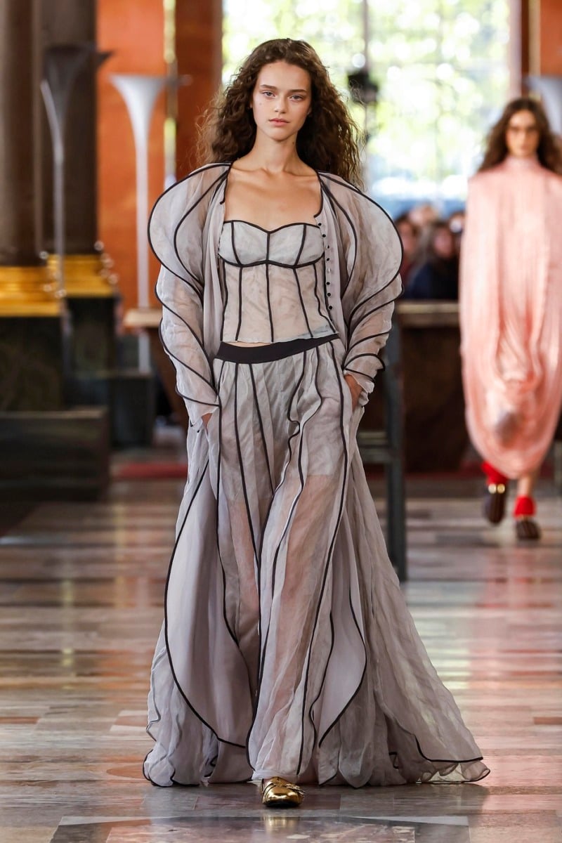 louis vuitton paris fashion week ss 26 