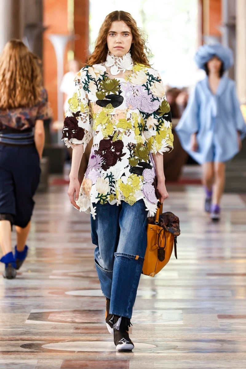 louis vuitton paris fashion week ss 26 