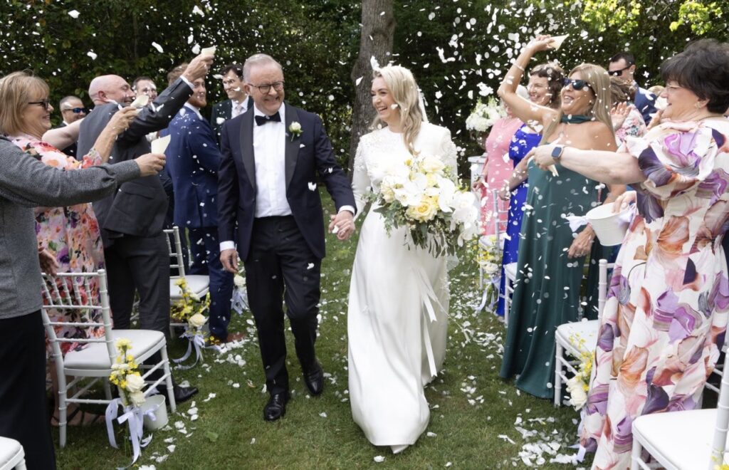 Prim-ministrul australian (61 de ani) s-a căsătorit cu aleasa inimii, într-o ceremonie privată / Câinele prim-ministrului, Toto, a fost cel care a adus verighetele