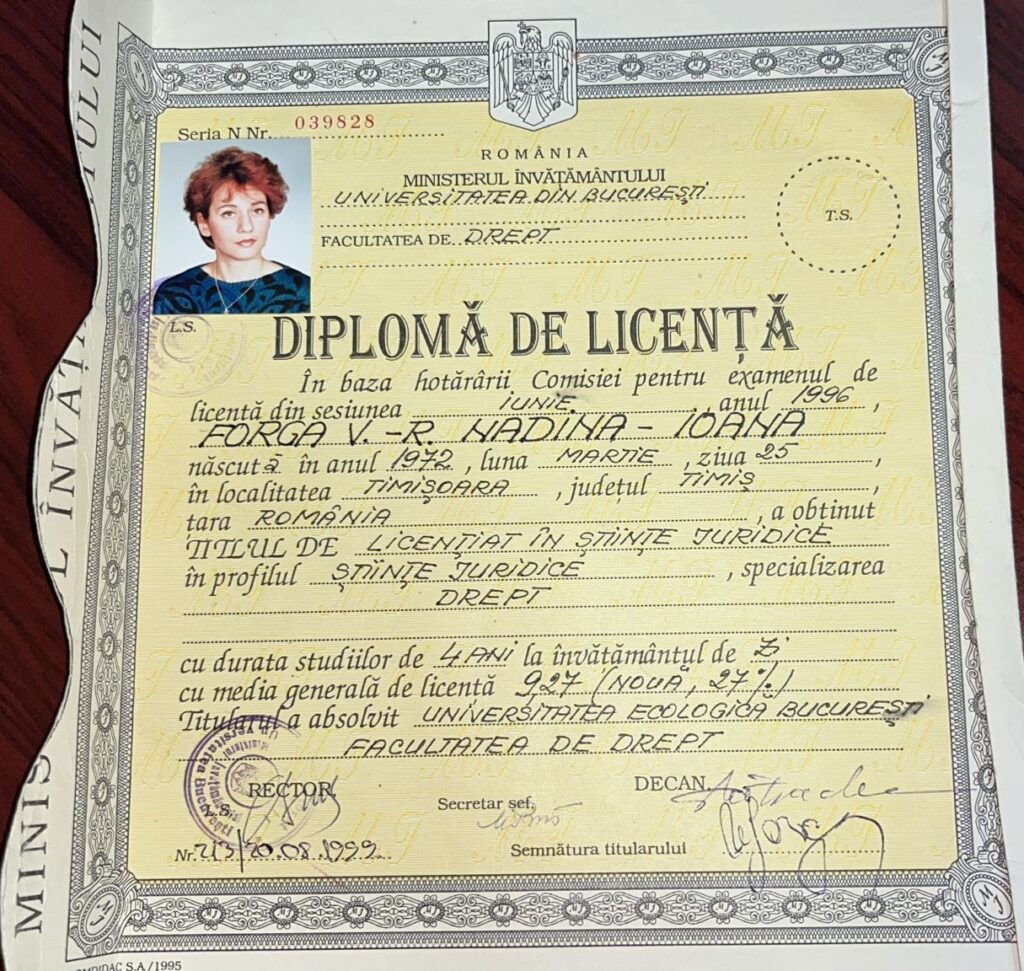 Purtătoarea de cuvânt a Guvernului își publică diploma de licență obținută la Universitatea București, după ce a urmat cursurile unei facultăți private
