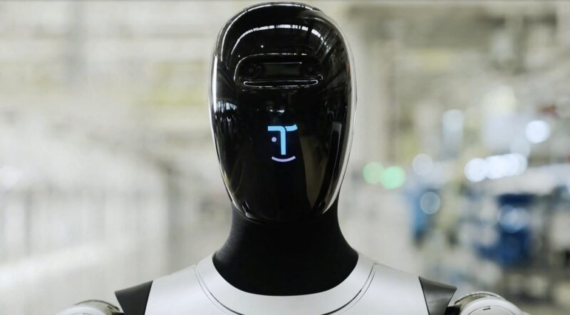 China introduce roboți umanoizi care vor patrula la granița cu Vietnam