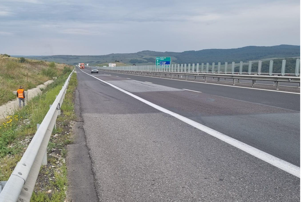 9 milioane de euro pentru remedierea denivelărilor pe aproape 1 km de autostradă, între Orăștie și Sibiu / CNAIR a scos la licitație proiectarea și execuția lucrărilor