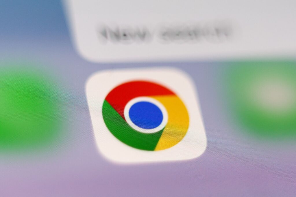 Vulnerabilităţi critice, descoperite la Google Chrome şi la alte browsere bazate pe Chromium, avertizează DNSC
