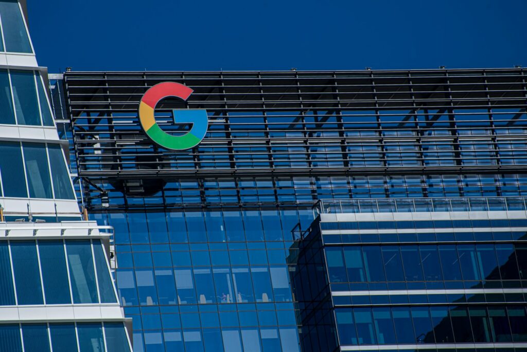 Ucraina dezvoltă un sistem independent de inteligență artificială cu tehnologia deschisă Google